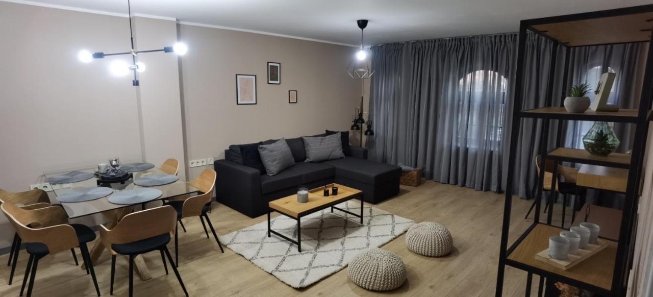Mitra Luxury Apartments Shumen Ngoại thất bức ảnh
